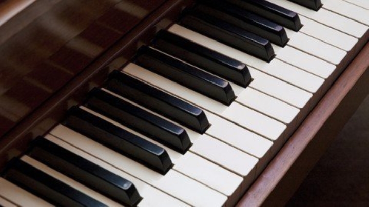 Udemy Minor Scales On Piano Complete Course [TUTORiAL]