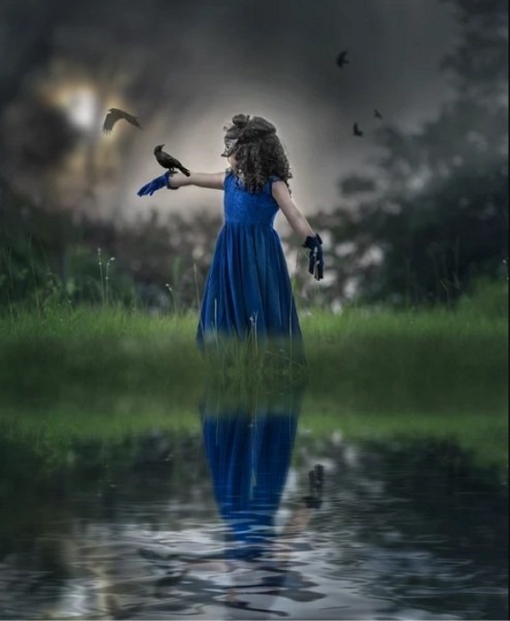 LISSET PERRIER PHOTOGRAPHY – “DARK IN BLUE” COMPOSITE TUTORIAL